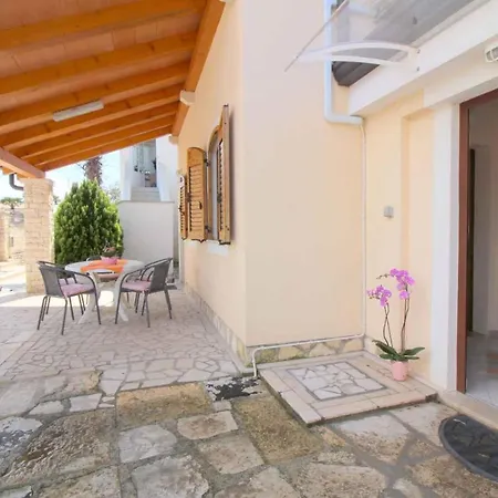 In Porec/istrien 10274 Apartment