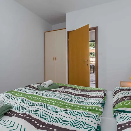 In Porec/istrien 10274 Apartment *